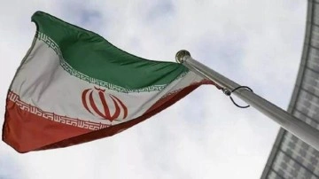İran'da 23 yaşındaki göstericinin idam cezası askıya alındı!