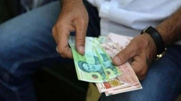 İran'da dolar kuru rekor seviyede