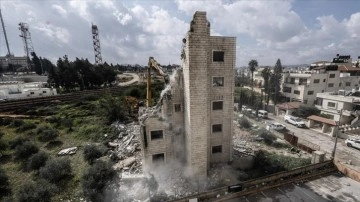 İsrail, Doğu Kudüs'te Filistinli Binalarını Yıkmaya Devam Ediyor