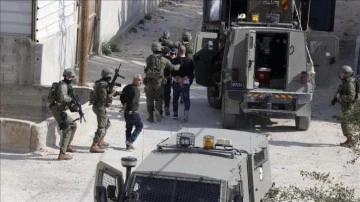 İsrail Güçleri Filistinlilere Baskınlarını Sürdürüyor