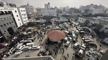 İsrail Güçleri Gazze'deki Şifa Hastanesine Baskın Düzenledi