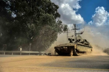 İsrail ordusu sınırdaki yığınağını arttırıyor
