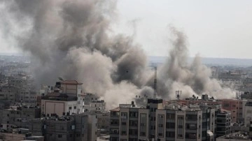 İsrail'den Gazze'ye yoğun hava saldırısı
