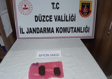 İstanbul’dan Düzce’ye taksiyle uyuşturucu madde getiren şüpheli yakalandı
