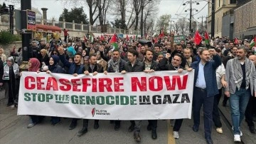 İstanbul ve Diyarbakır'da Filistin'e Destek Yürüyüşleri Düzenlendi
