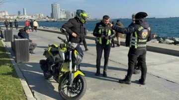 İstanbul'da yaya yollarını kullanan motosikletlilere ceza kesildi