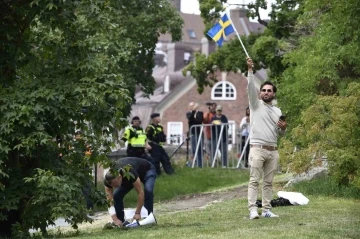 İsveç, Kur’an-ı Kerim’e yönelik çirkin saldırılarda bulunan Momika’nın oturma iznini uzatmadı
