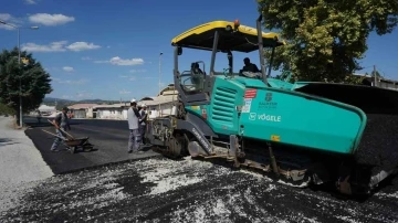 İvrindi’de deforme olan yollara sıcak asfalt
