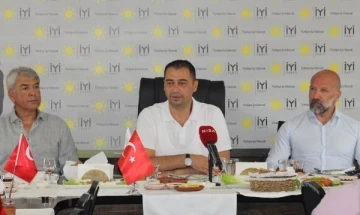 İYİ Partili Karacan: Tüm ilçe belediyelerine ve Büyükşehir'e talibiz