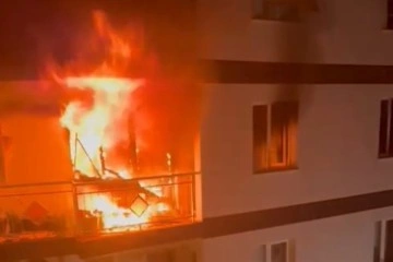 İzmir Bornova'da Çıkan Yangında 1 Kişi Hayatını Kaybetti