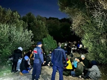 İzmir Jandarma Ekipleri Düzensiz Göçmen Kaçakçılarına Göz Açtırmıyor