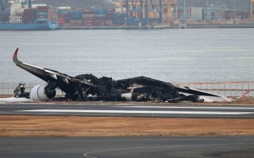 Japonya’daki uçak kazasında profesyonel müdahale sayesinde tahliye 18 dakikada tamamlandı
