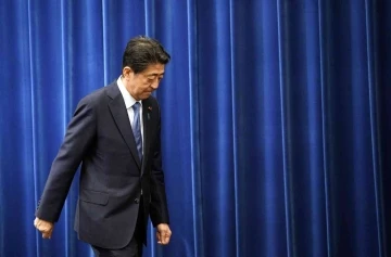Japonya meclisinden öldürülen Eski Başbakan Abe için anma oturumu
