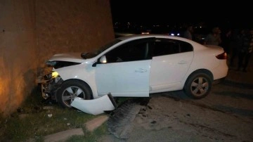 Kafa Kafaya Çarpışan Otomobiller Kırıkkale'de Kaza Yaptı