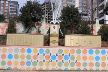 Kahramanmaraş'ta Deprem Şehitleri Anısına Anıt Yapıldı