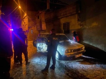 Kahramanmaraş'ta Husumetli Arkadaşların Otomobili Kundaklandı