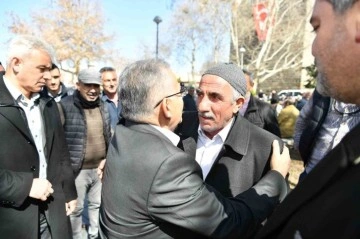 Kayseri Büyükşehir Belediye Başkanı Esnafları Ziyaret Etti