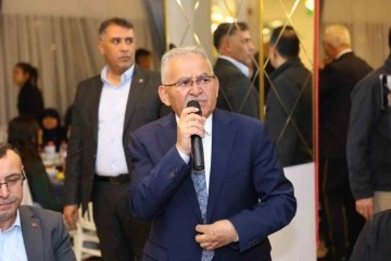 Kayseri Büyükşehir Belediye Başkanı ve Vali Emniyet Mensuplarıyla Bir Araya Geldi