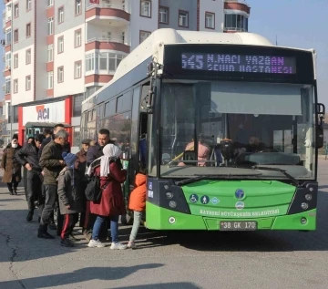 Kayseri’de 65 yaş üstü 8 milyon 814 yolcu ulaşımdan ücretsiz faydalandı
