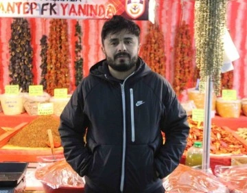 Kayseri'de Ramazan Çadırı'nda Yöresel Ürünler ve Eğlence Bir Arada