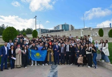 Kazakistan Cumhuriyeti Antalya Başkonsolosu Kanafeyev’den MSKÜ’ye ziyaret
