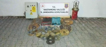 Kereste fabrikasından 1 milyon liralık malzeme çalan 3 şüpheli yakalandı
