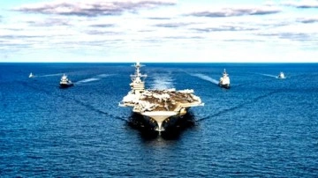Kızıldeniz'de ABD savaş gemisine saldırı! Pentagon resmen ilan etti!
