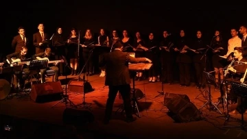 Klasik Türk Müziği korosu kulakların pasını sildi
