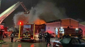 Kocaeli’deki Sanayi Sitesinde Çıkan Yangın Kontrol Altına Alındı