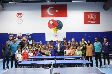 Kocasinan, 100. Yıl Gençler Türkiye Şampiyonası’na adını altın harflerle yazdırdı
