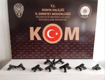 Konya’da silah kaçakçıları polisten kurtulamadı
