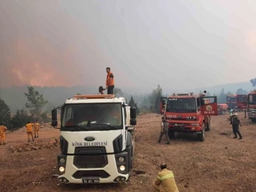 Köşk Belediyesi’nden, Marmaris’teki orman yangınına destek
