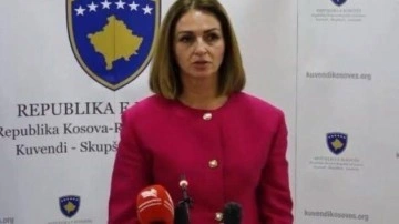 Kosova Eğitim Bakanı 'başörtüsü yasağı devam edecek' dedi
