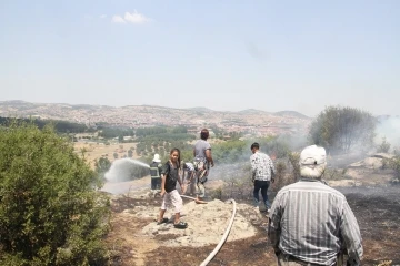 Kula’da yangınlar durmuyor: 100 dönümlük alan yandı
