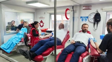 Kütahya’da AK Parti’den kan bağışı kampanyası

