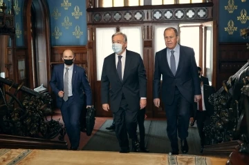 Lavrov, BM Genel Sekreteri Guterres ile görüştü
