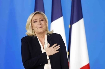 Le Pen’den ilk açıklama: &quot;Bu gecenin sonucu kendi içinde büyük bir zafer&quot;
