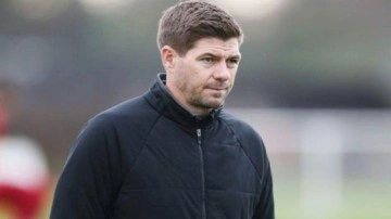 Liverpool efsanesi Gerrard, Türk yıldızın hocası oluyor