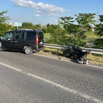 Lüleburgaz’da motosikletle otomobil çarpıştı: 1 yaralı
