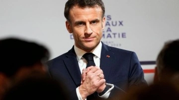Macron: Abaya yasağına ilişkin taviz vermeyeceğiz