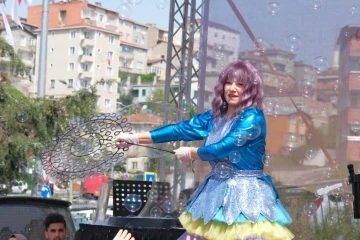 Maltepe’de 23 Nisan rengarenk etkinliklerle kutlandı
