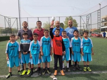 Manisa Sarıgöl'de 23 Nisan Futbol Turnuvası Şampiyonları Belli Oldu