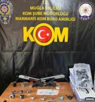 Marmaris ve İzmir'de Uyuşturucu Operasyonunda 7 Şüpheli Gözaltına Alındı