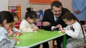 MEB Bakanı Gaziantep'te Okul Ziyaretinde Bulundu