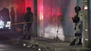 Meksika&rsquo;da bir barda katliam: 12 kişi öldü