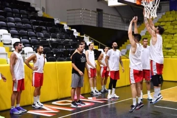 Mersin BŞB Erkek Basketbol Takımı'nın gözü Süper Lig'de 