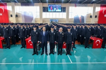 Mersin’de 446 polis adayı mezun oldu
