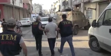 Mersin’de belediye çalışanlarına PKK operasyonu: 8 gözaltı
