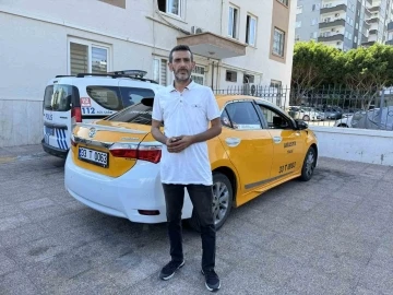 Mersin’de taksiciyi alıkoyan biri kadın 2 kişi yakalandı
