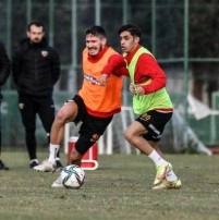 Mert Çetin Hatayspor maçında oynayacak
